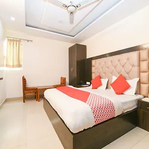 Oyo 14721 Vishesh Continental India